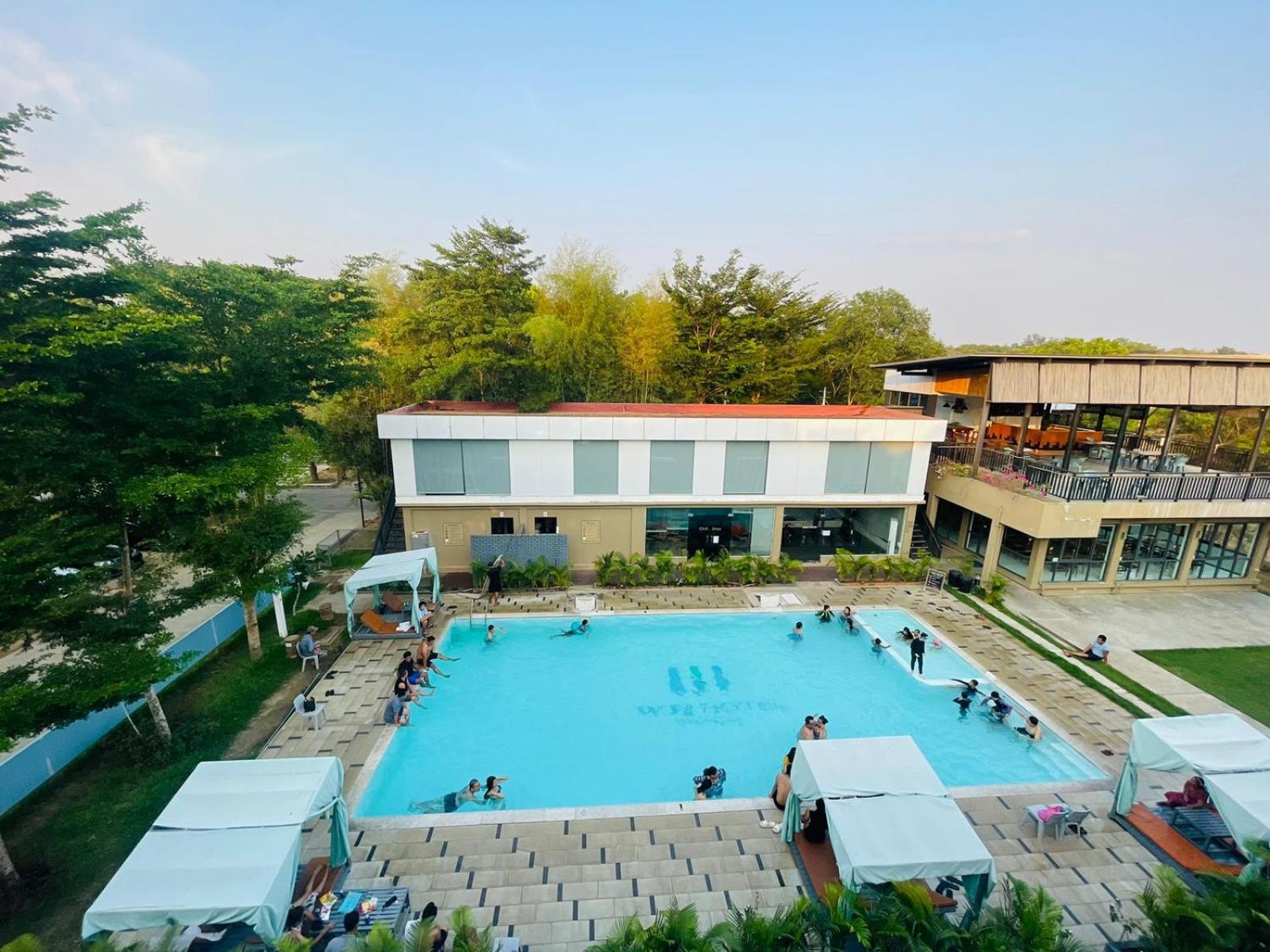 Wh Hotel & Service Apartment Thanlyin Bagian luar foto
