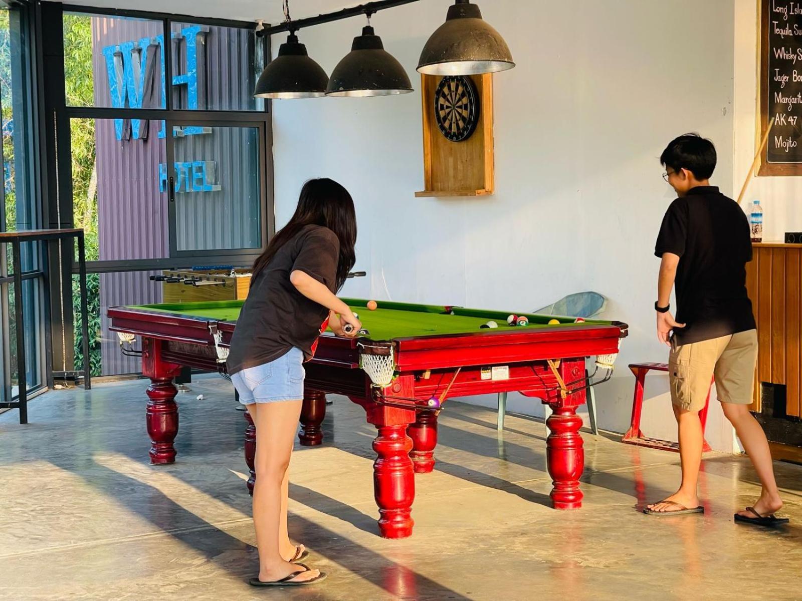 Wh Hotel & Service Apartment Thanlyin Bagian luar foto